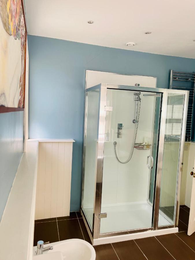 Beautiful Private 2 Bedroom Suite In Mansion Home With Free Parking Brighton Kültér fotó