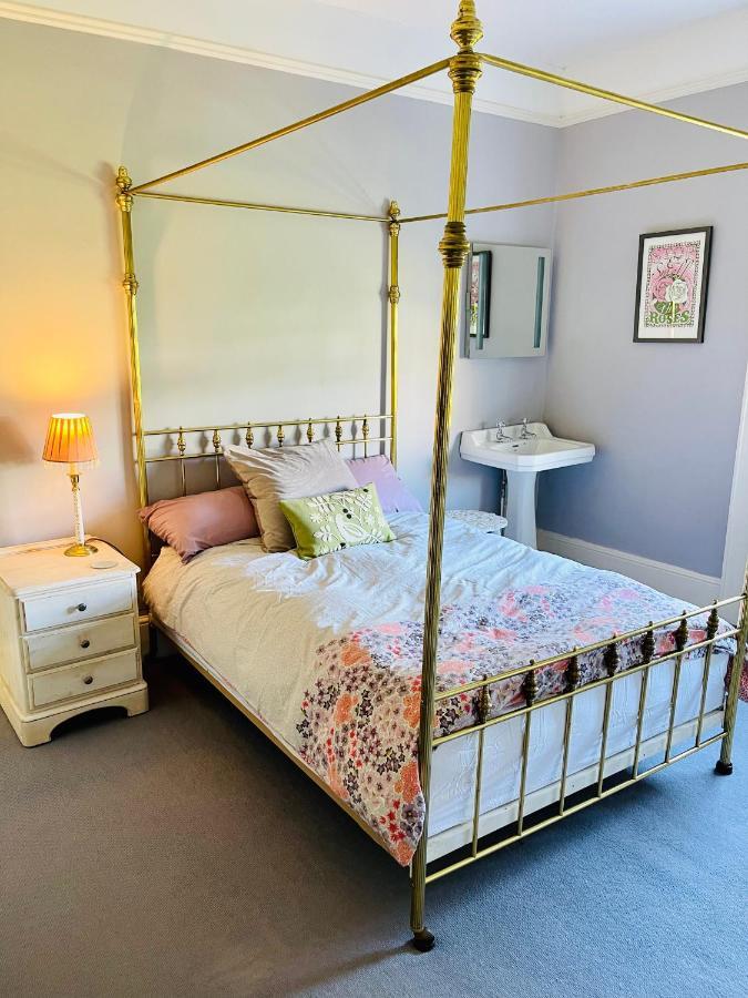 Beautiful Private 2 Bedroom Suite In Mansion Home With Free Parking Brighton Kültér fotó